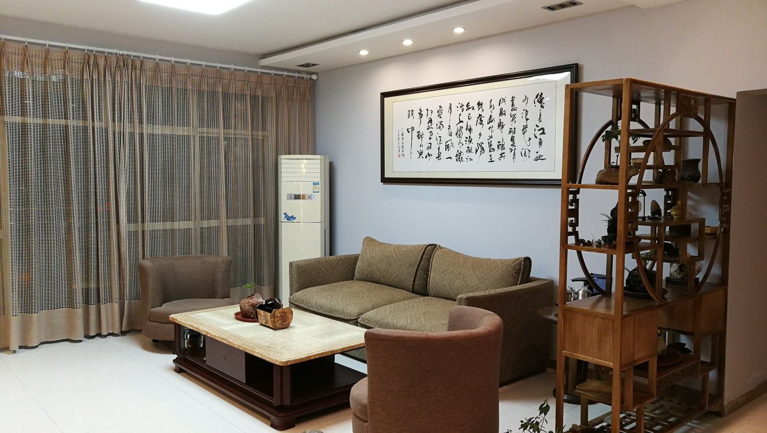 简约三室一厅套房