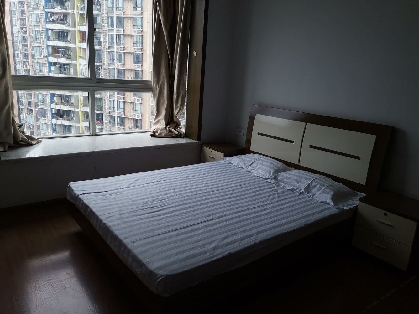重庆阳光华庭陈女士公寓