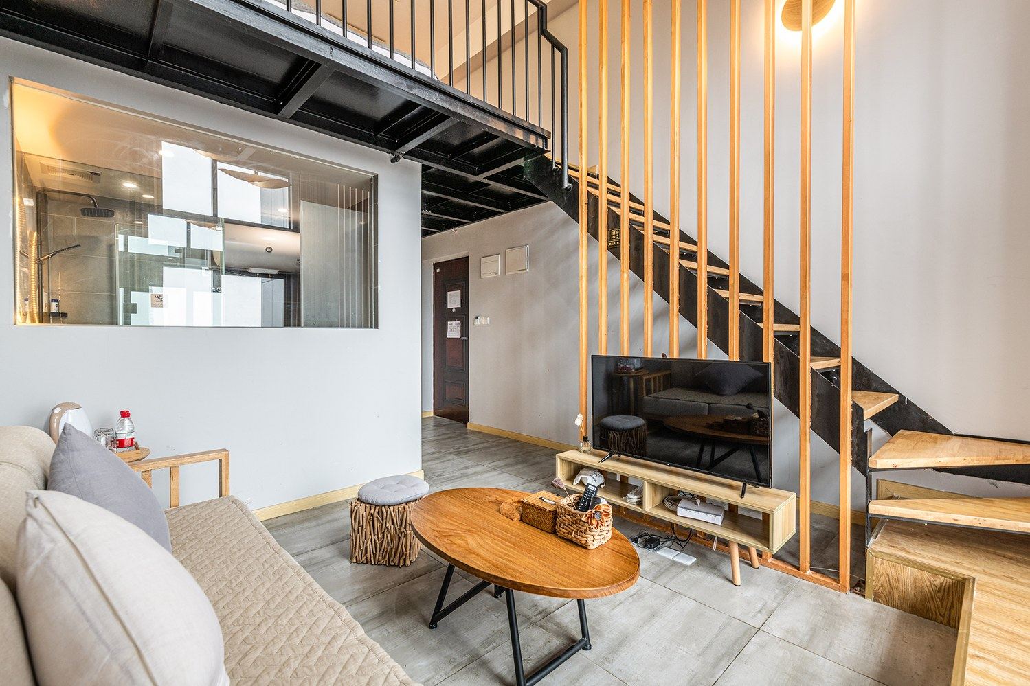 普通loft一室一厅套房