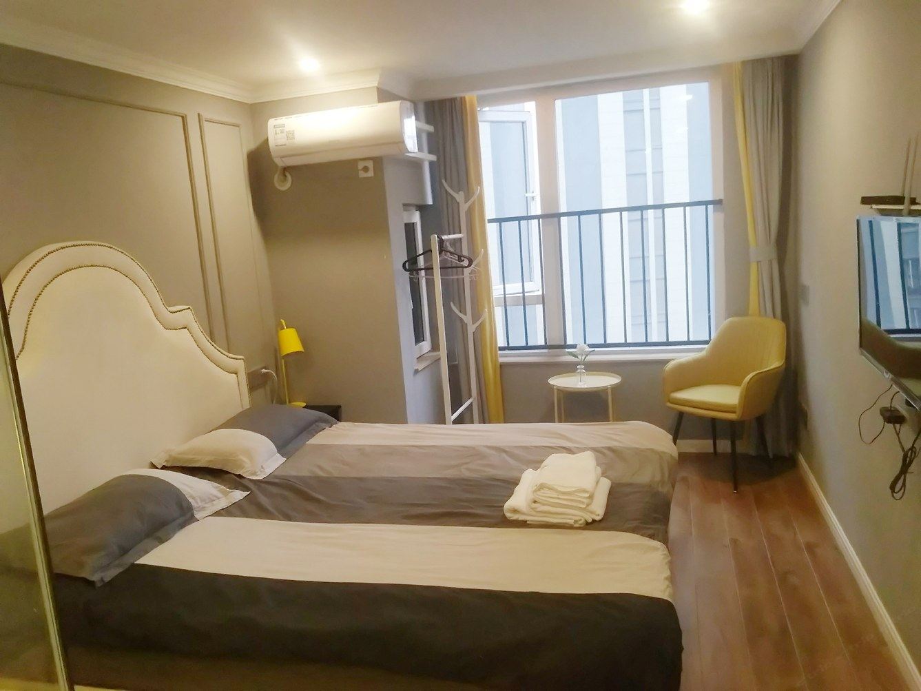 重庆重庆花花世界小屋公寓
