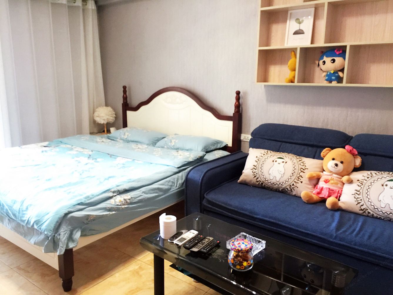 阳光一室大床房