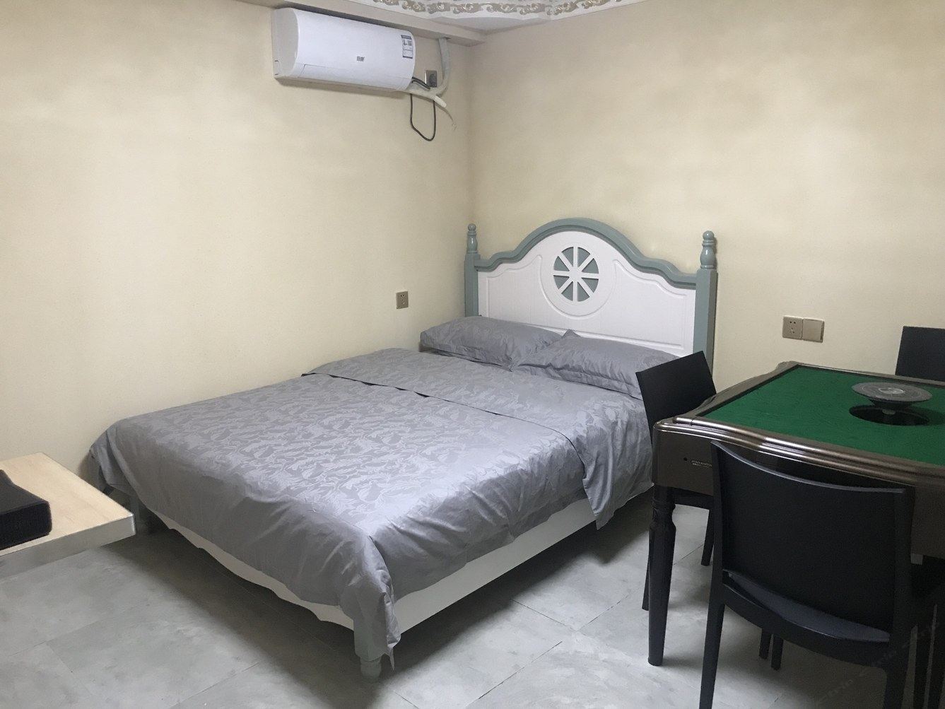重庆猫王轰趴小周公寓(3号店)