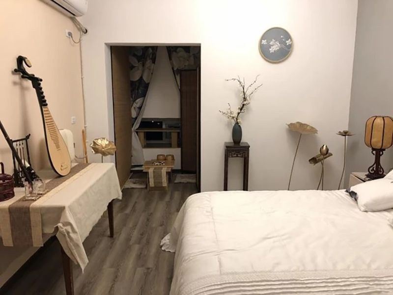 普通舒适一室大床房