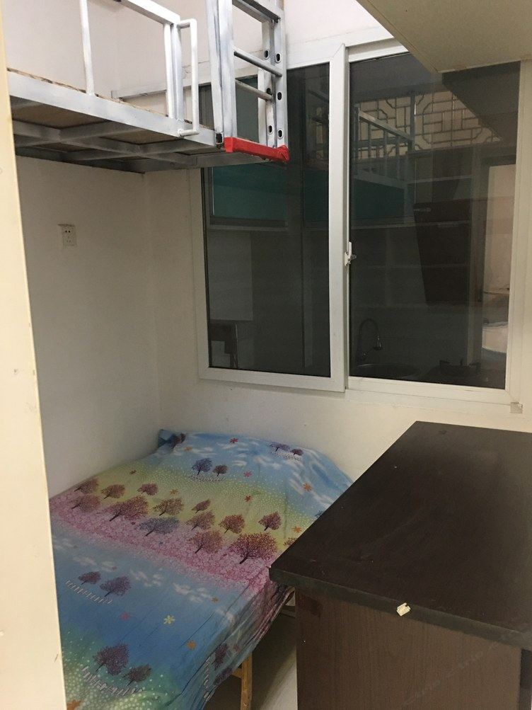 苹果二室一厅套房