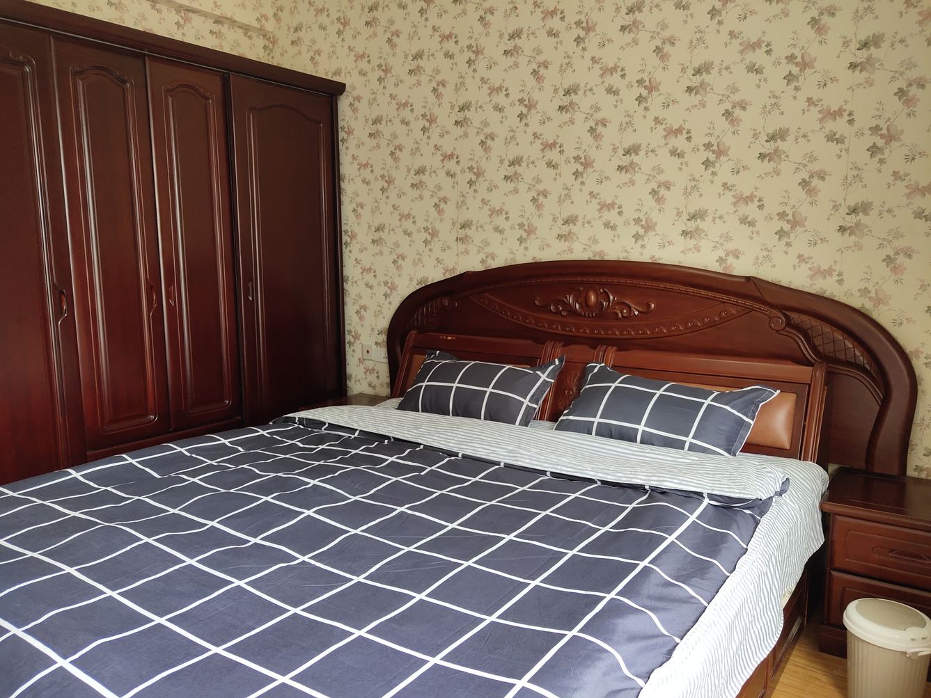 重庆宵眠庐公寓