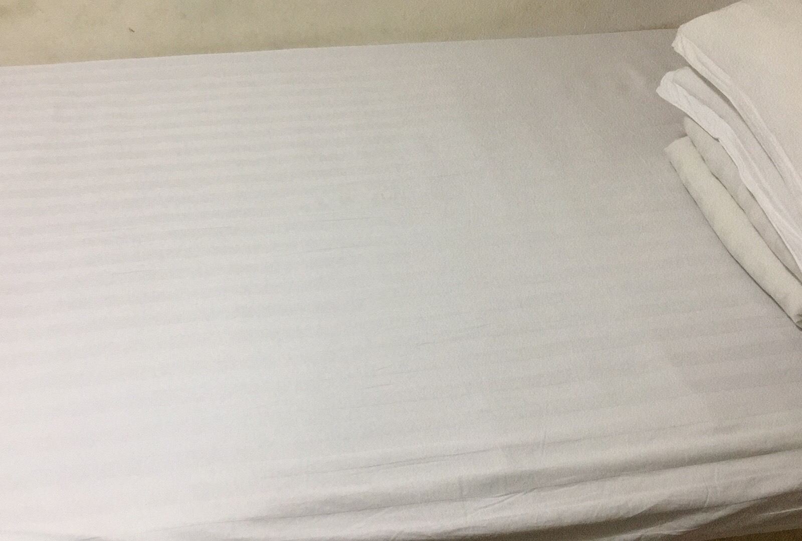 普通房(无窗)