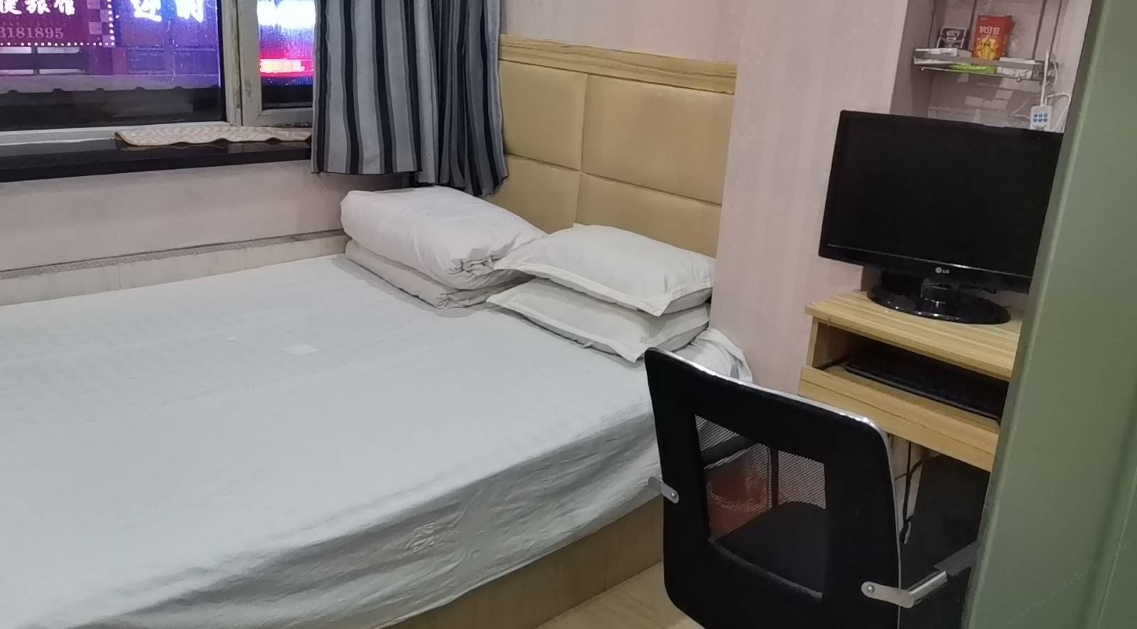 舒适大床房