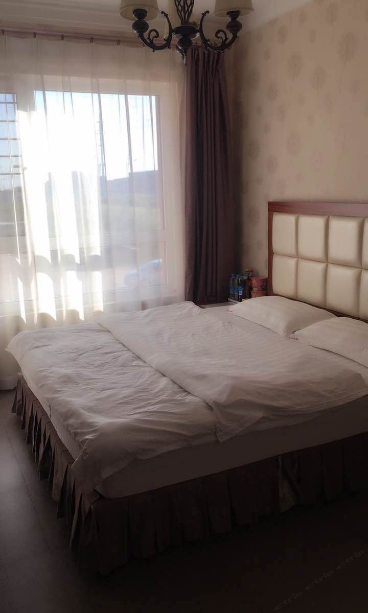 豪华大床房