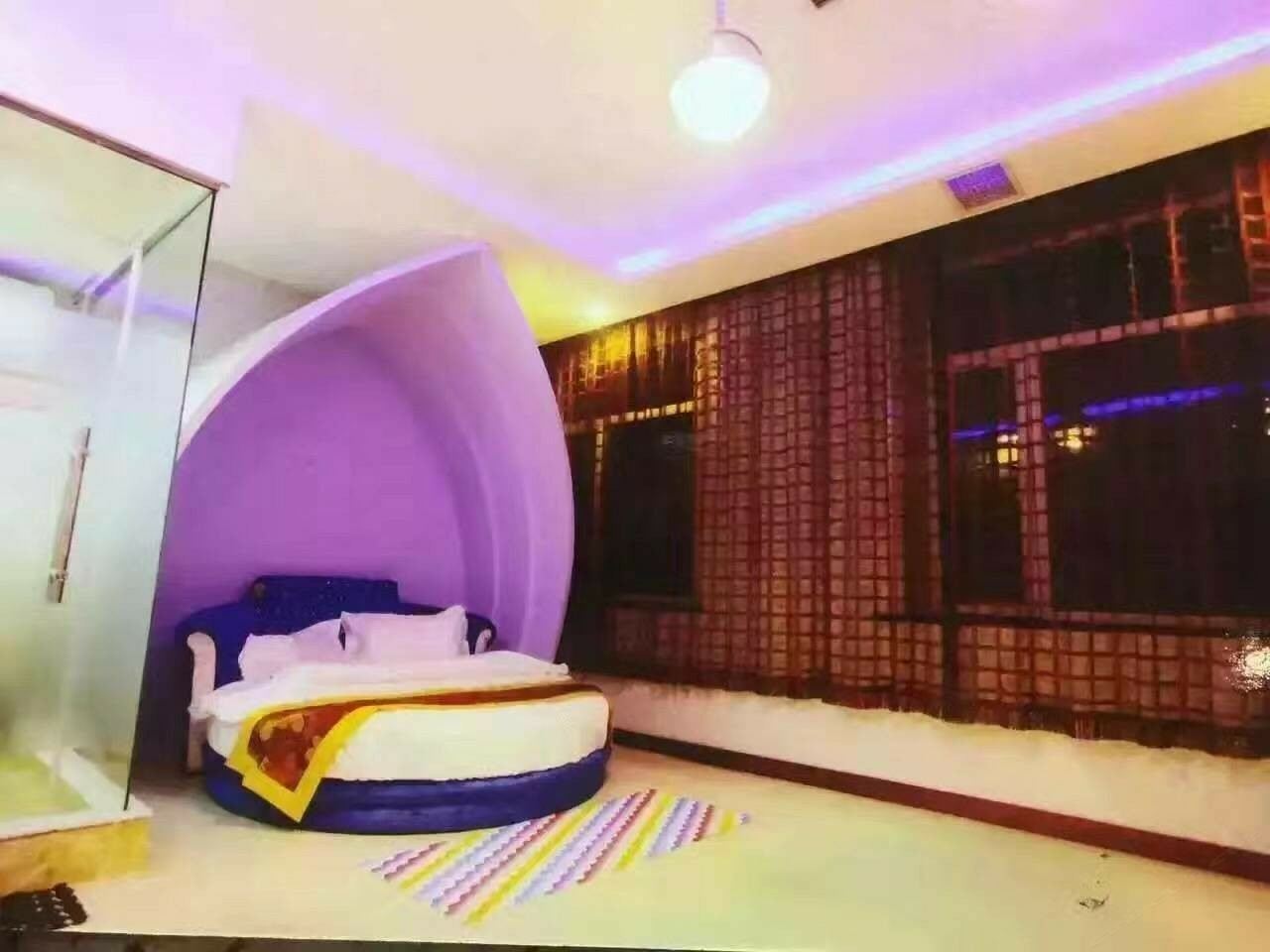 主题房