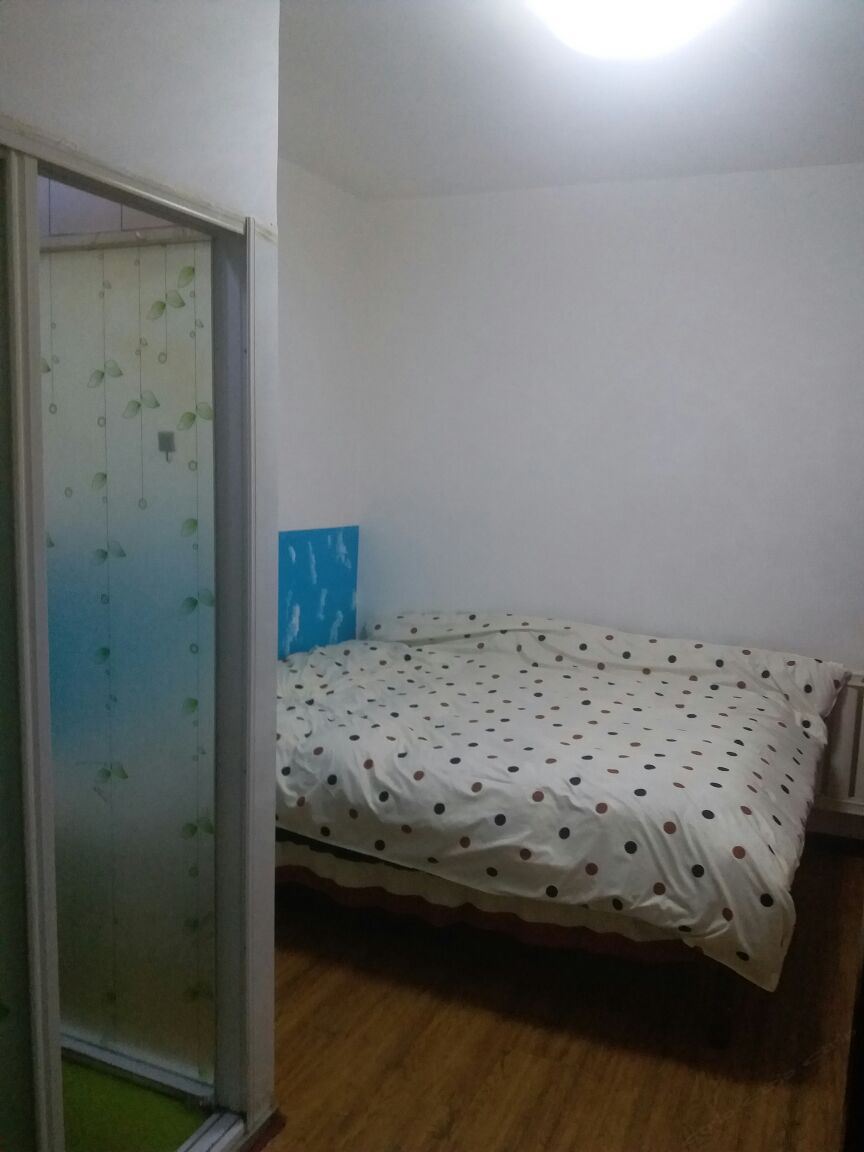 特惠大床房(无窗)