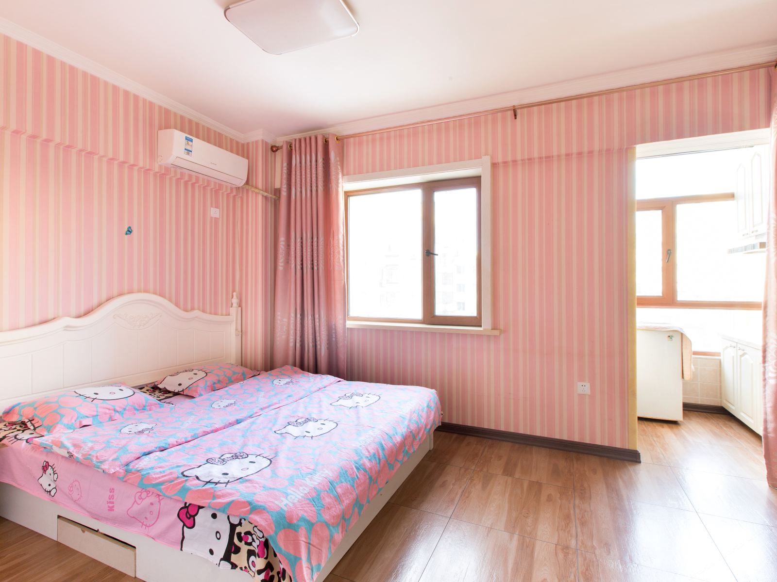 中央大街情侣小屋