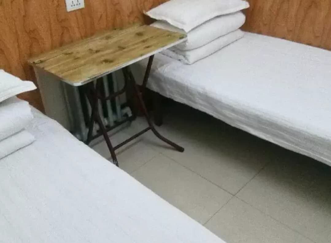双床房（公共卫浴）