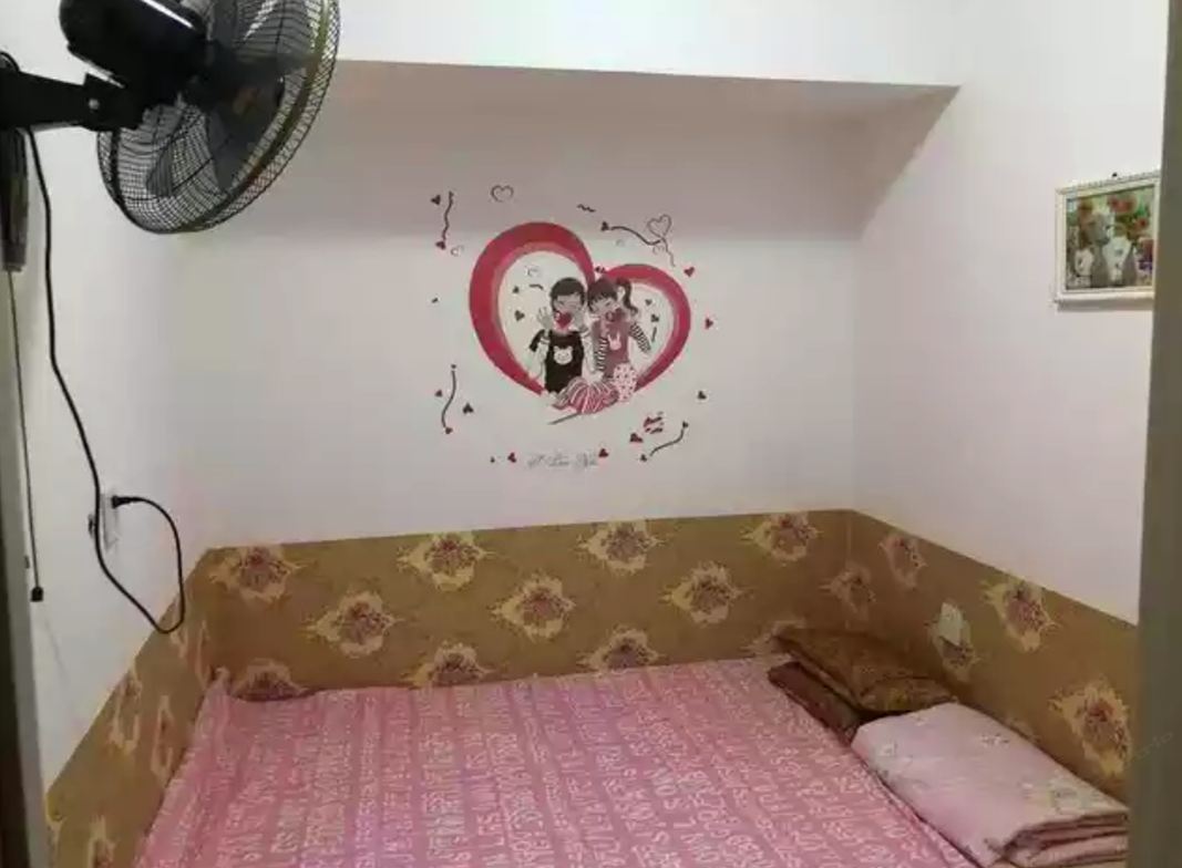 单人间(公共卫浴)(无窗)