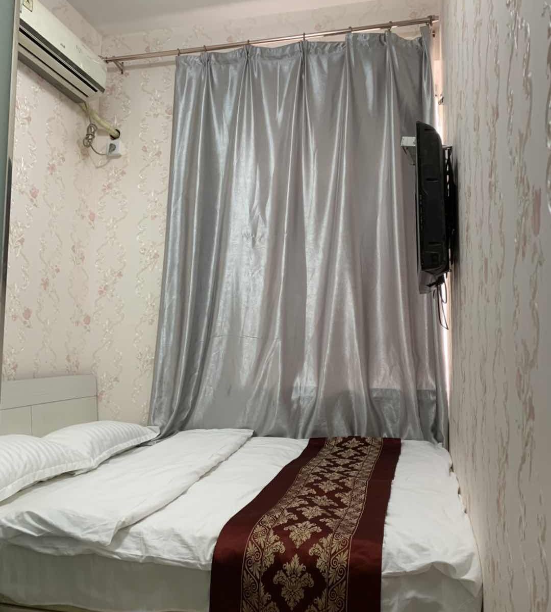 标准大床房