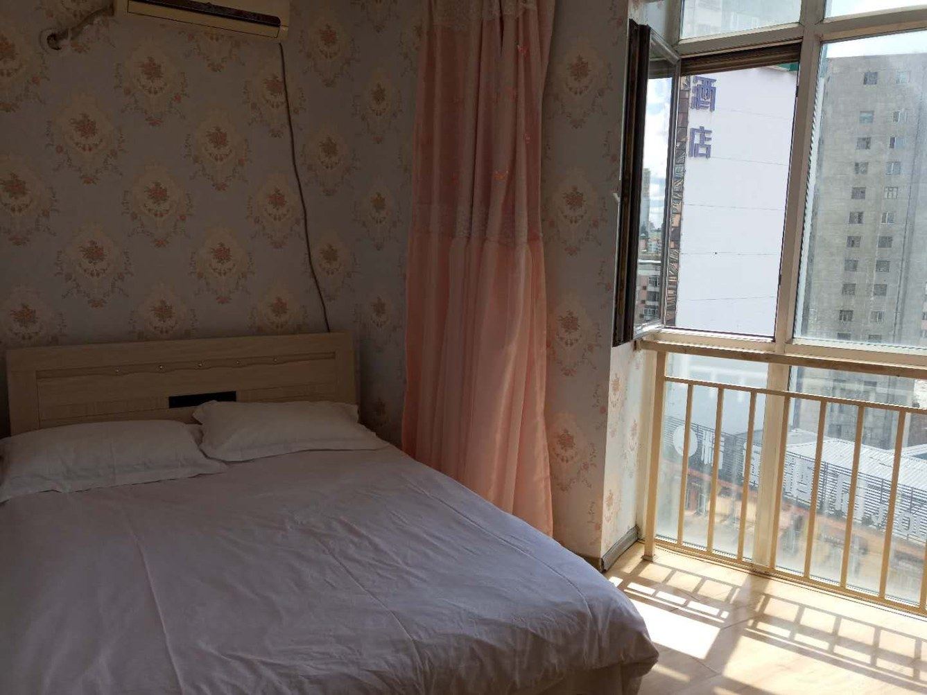 哈尔滨吃猫的鱼公寓(13号店)