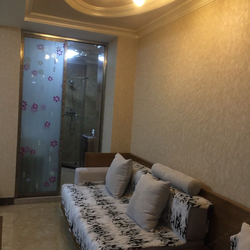 哈尔滨杨春英公寓(3号店)