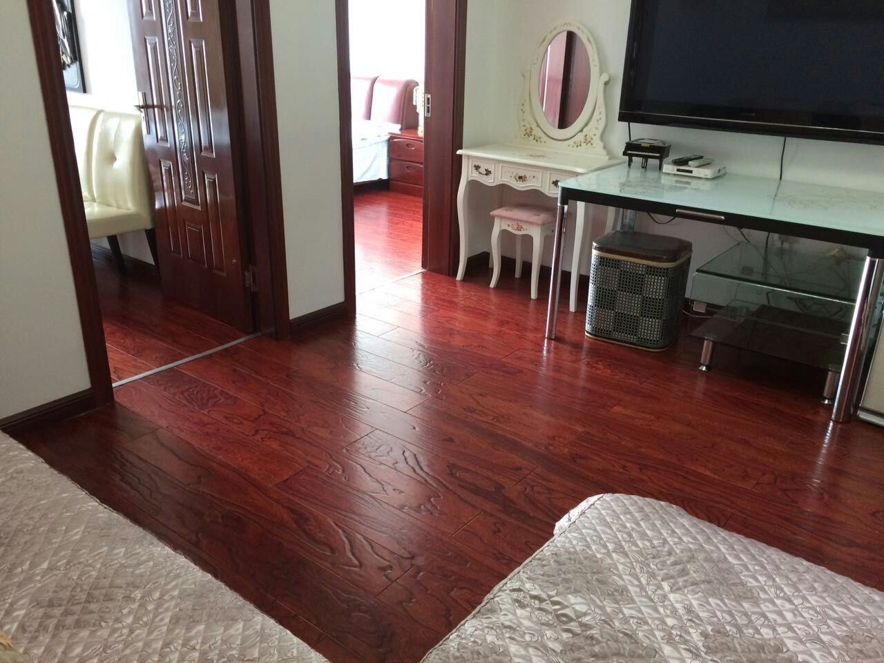 公寓两室一厅房