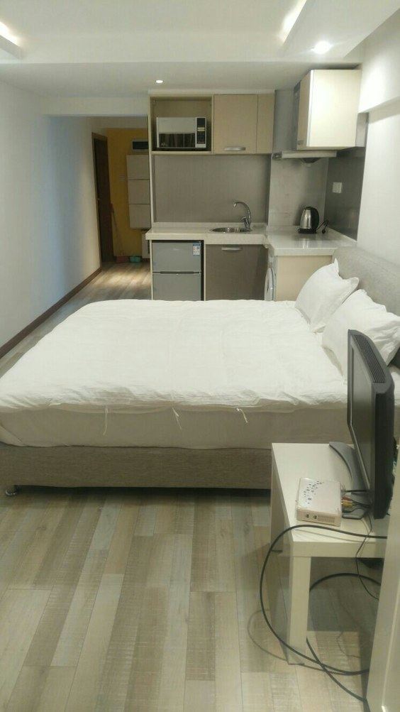 阳光精品大床房