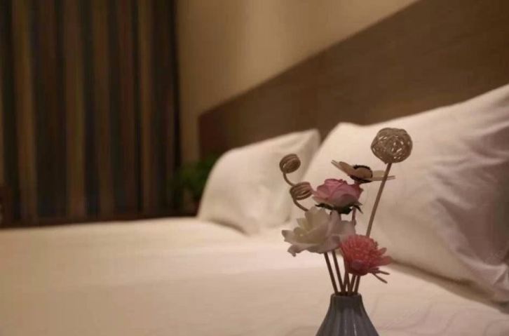 特惠大床房(无窗)