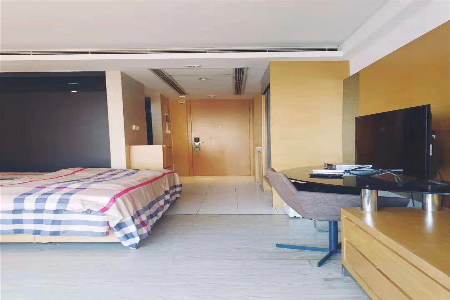 大连温馨你我他家公寓