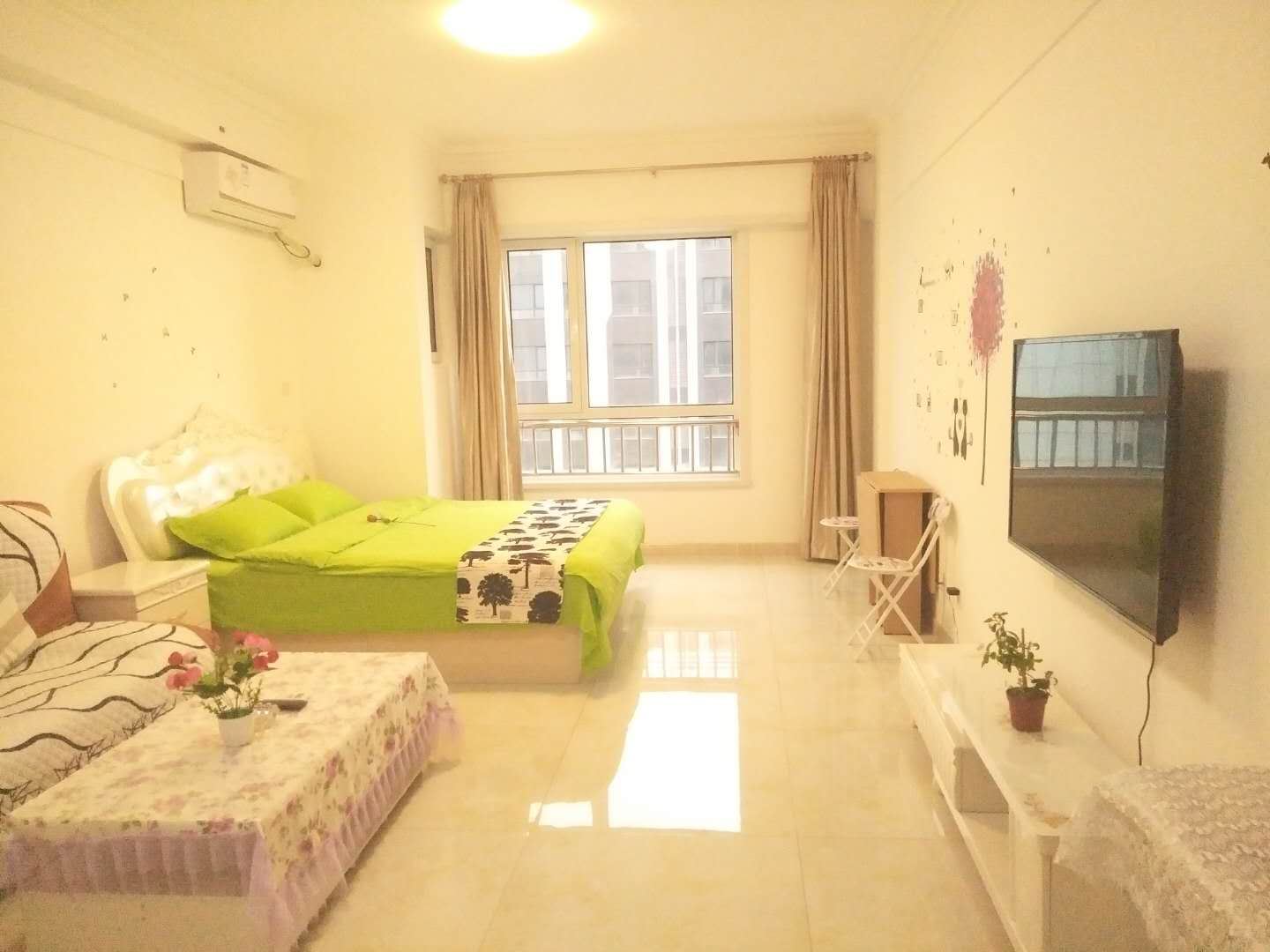 远景大床房