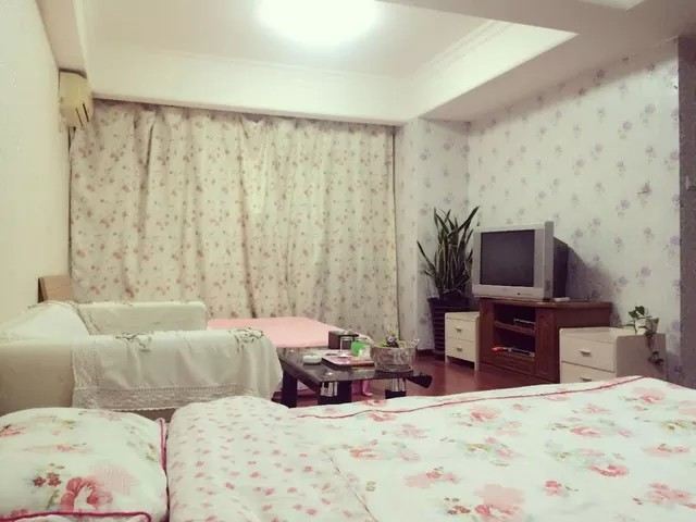 豪华双床房