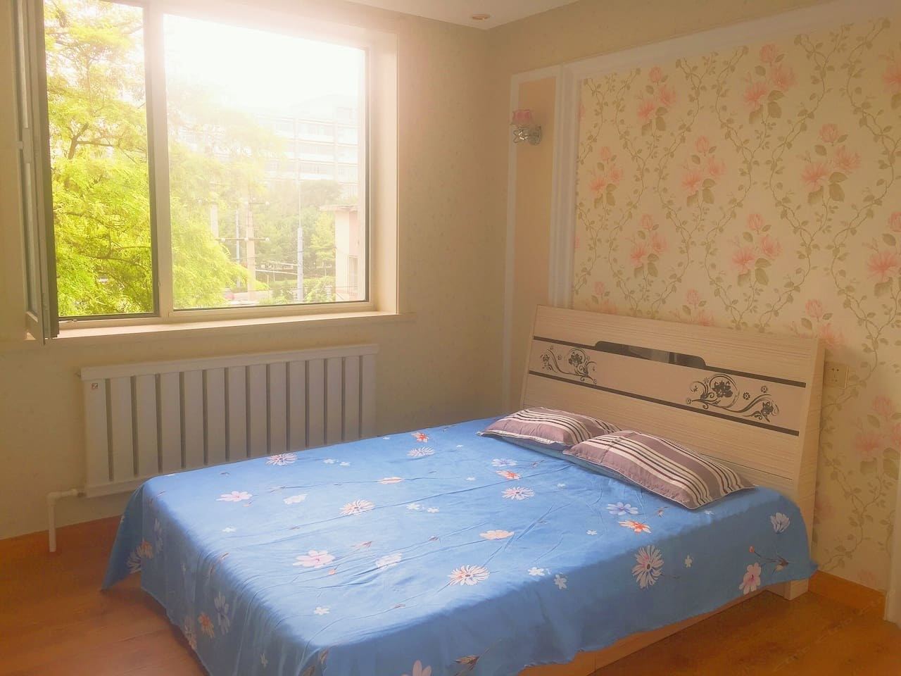 大连爱文小屋