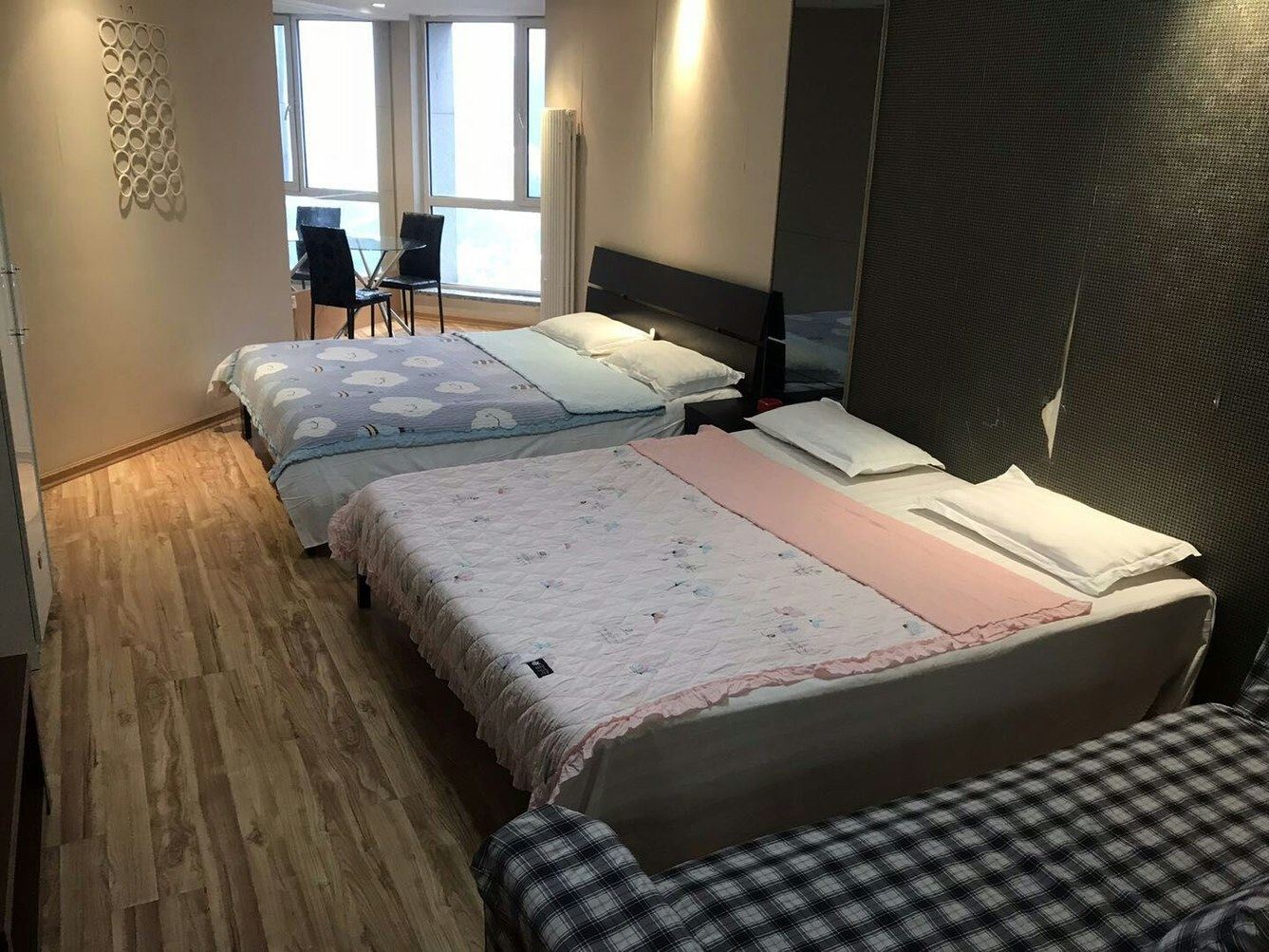 大连星海广场家庭八人房公寓(2号店)