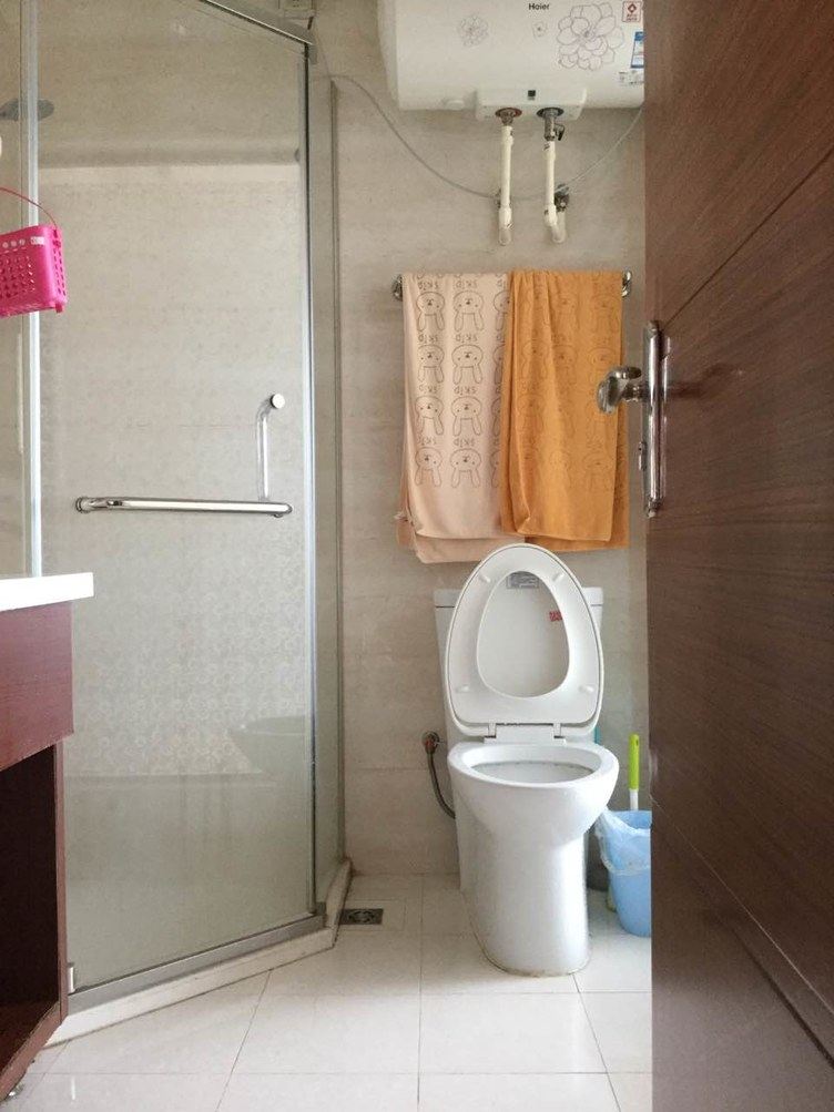 四人间