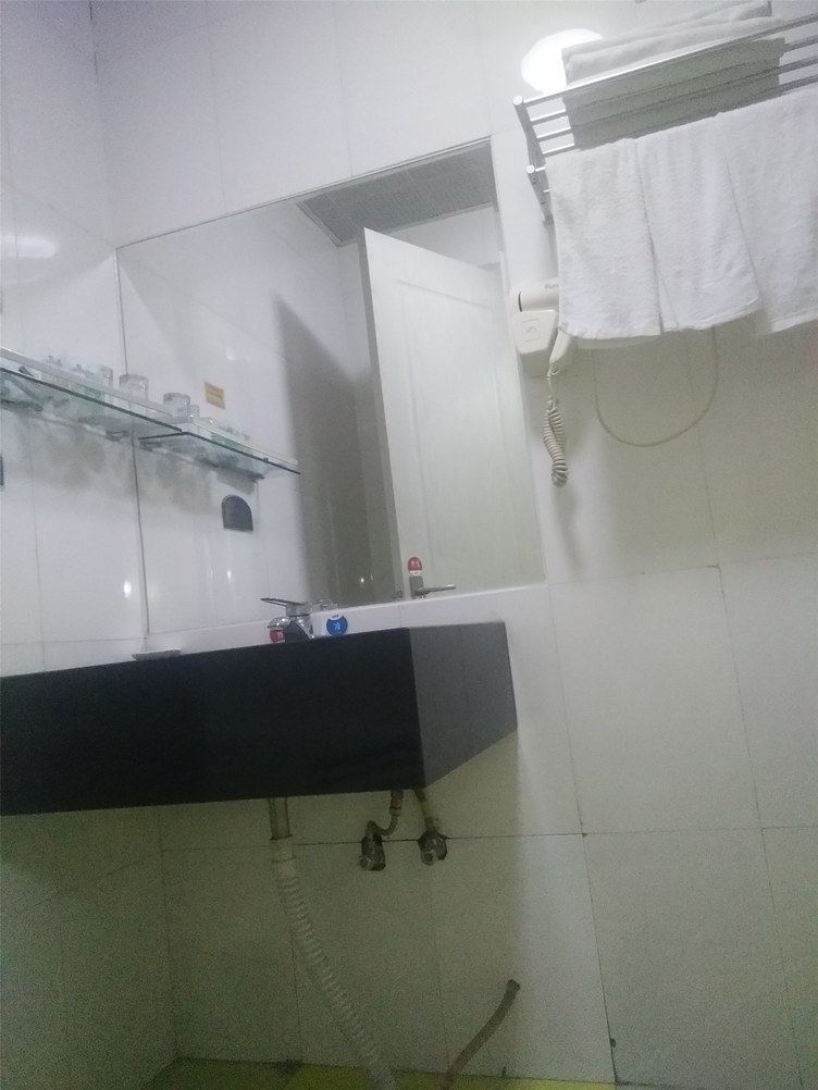 精装一室单床房