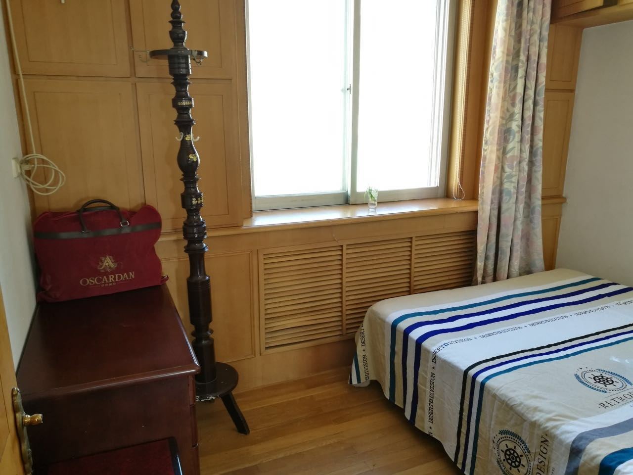 三室一厅