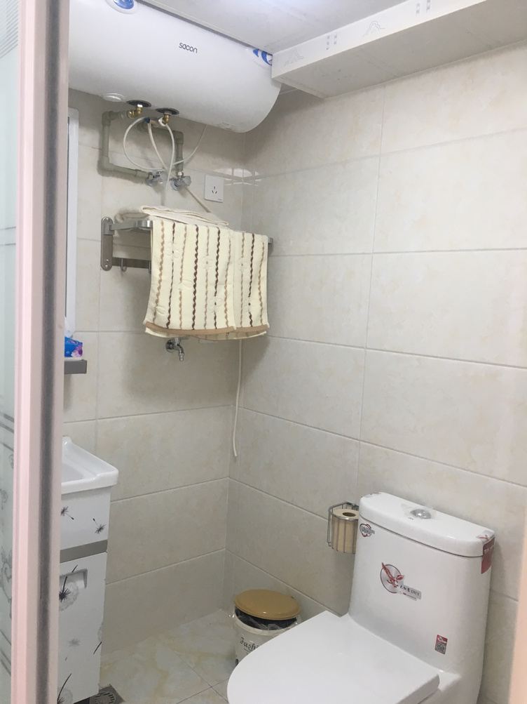 温馨一室一厅套房