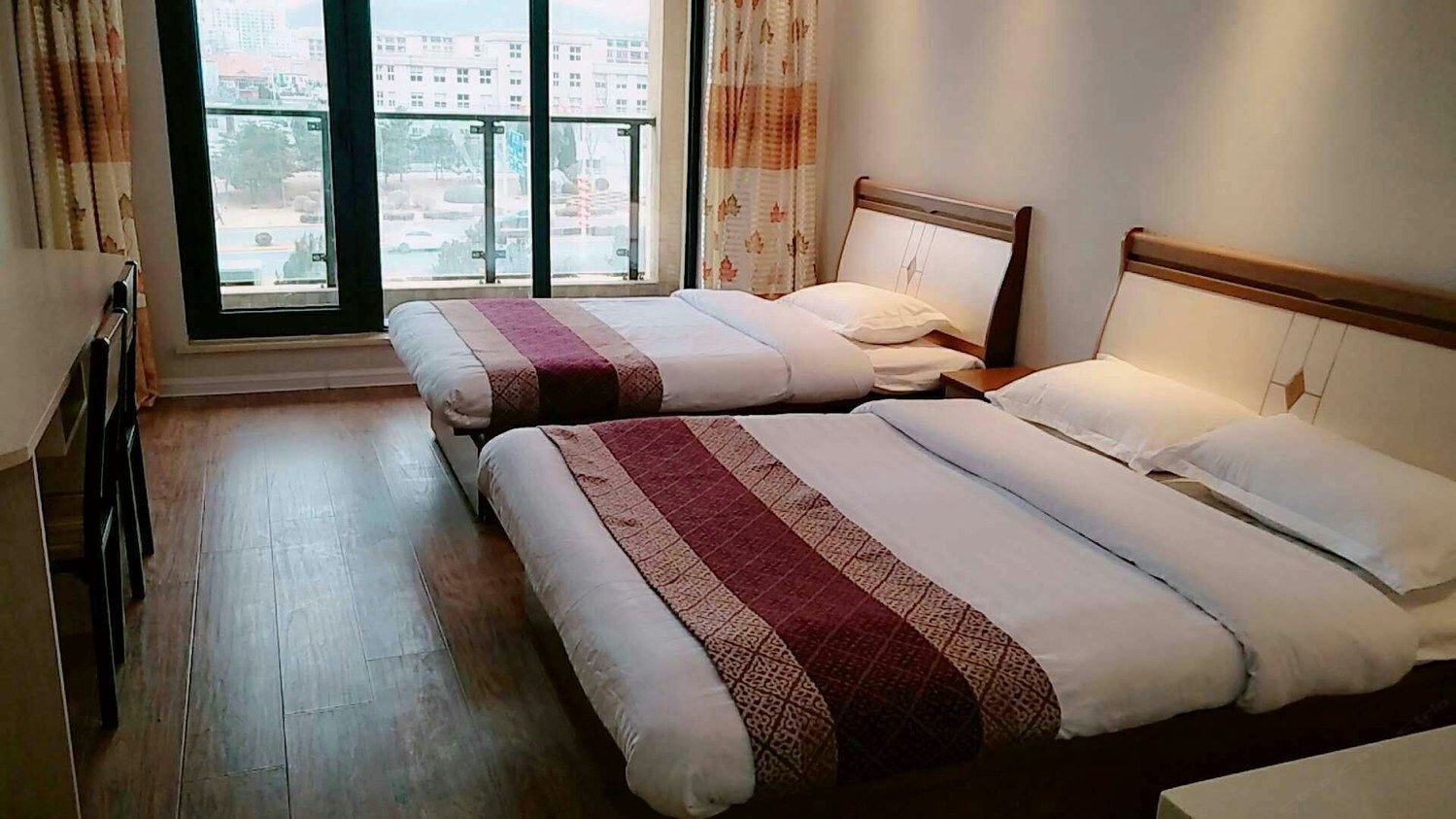 四人间