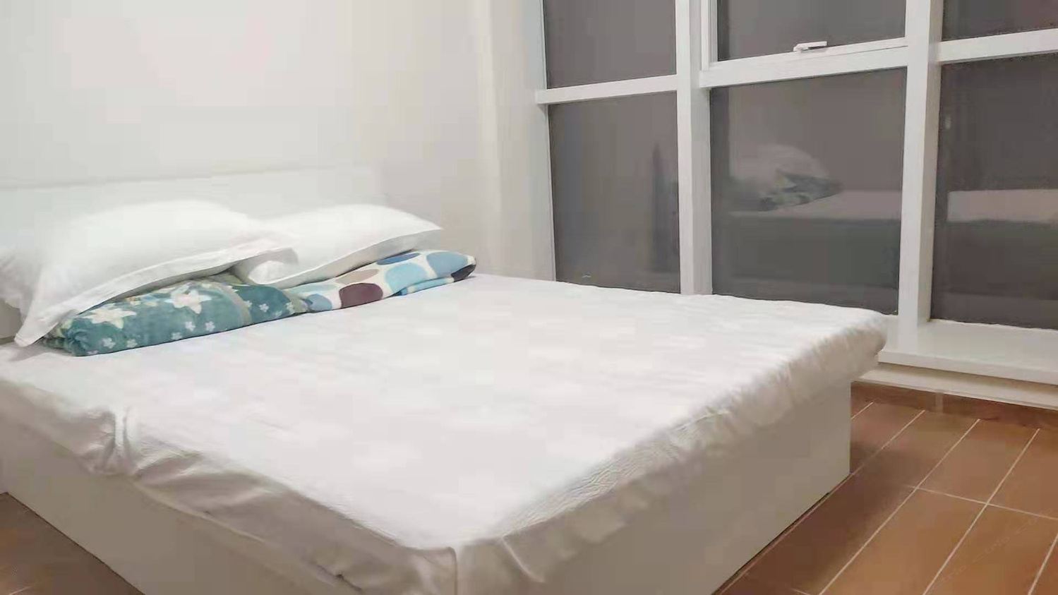 大连朗悦私房定制公寓