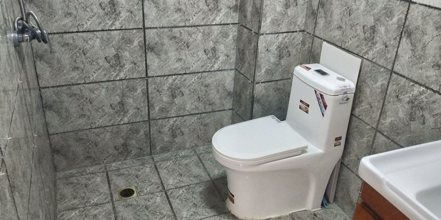 阳台一室大床房