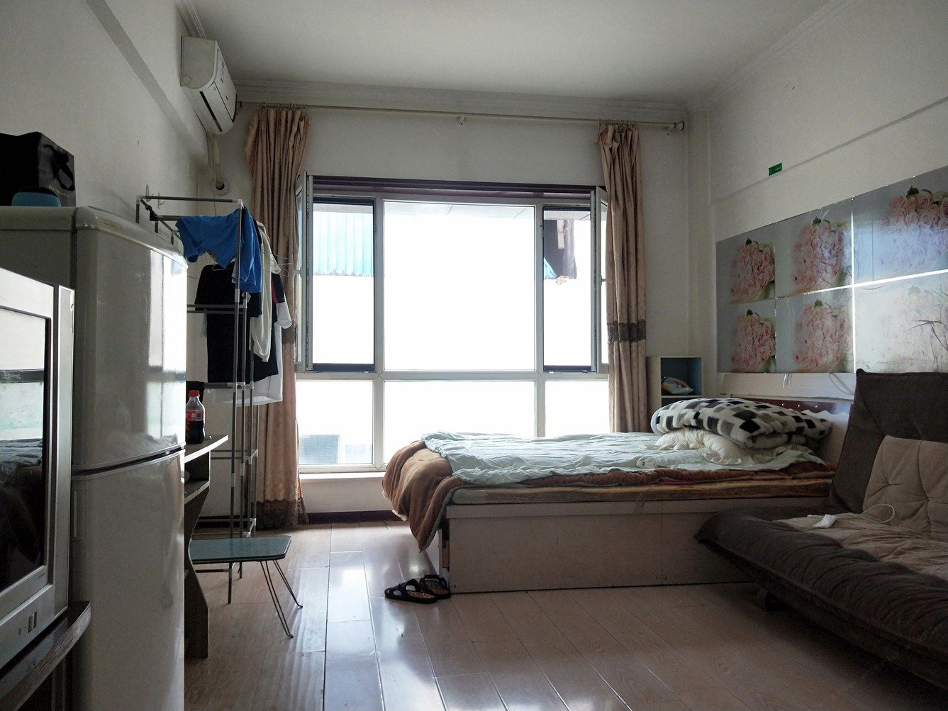 大连小站屋公寓