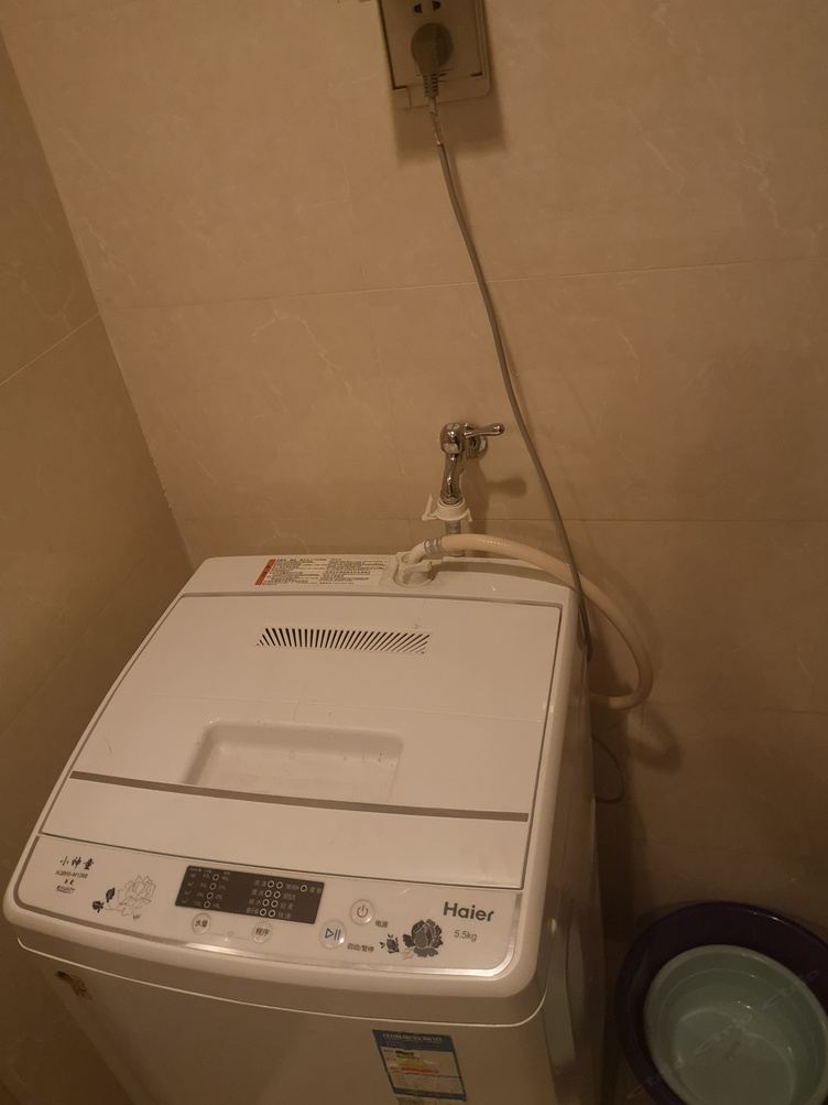 阳光一室二床房