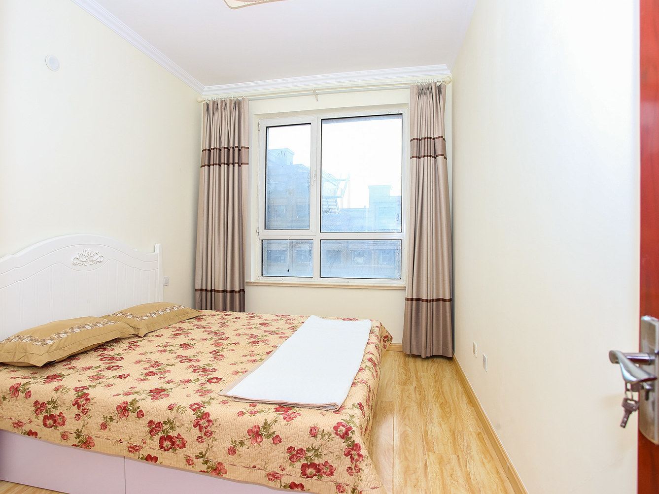 青岛liuyuanyuan001公寓(8号店)