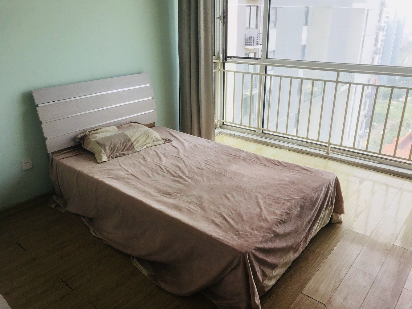 青岛小森林12345公寓