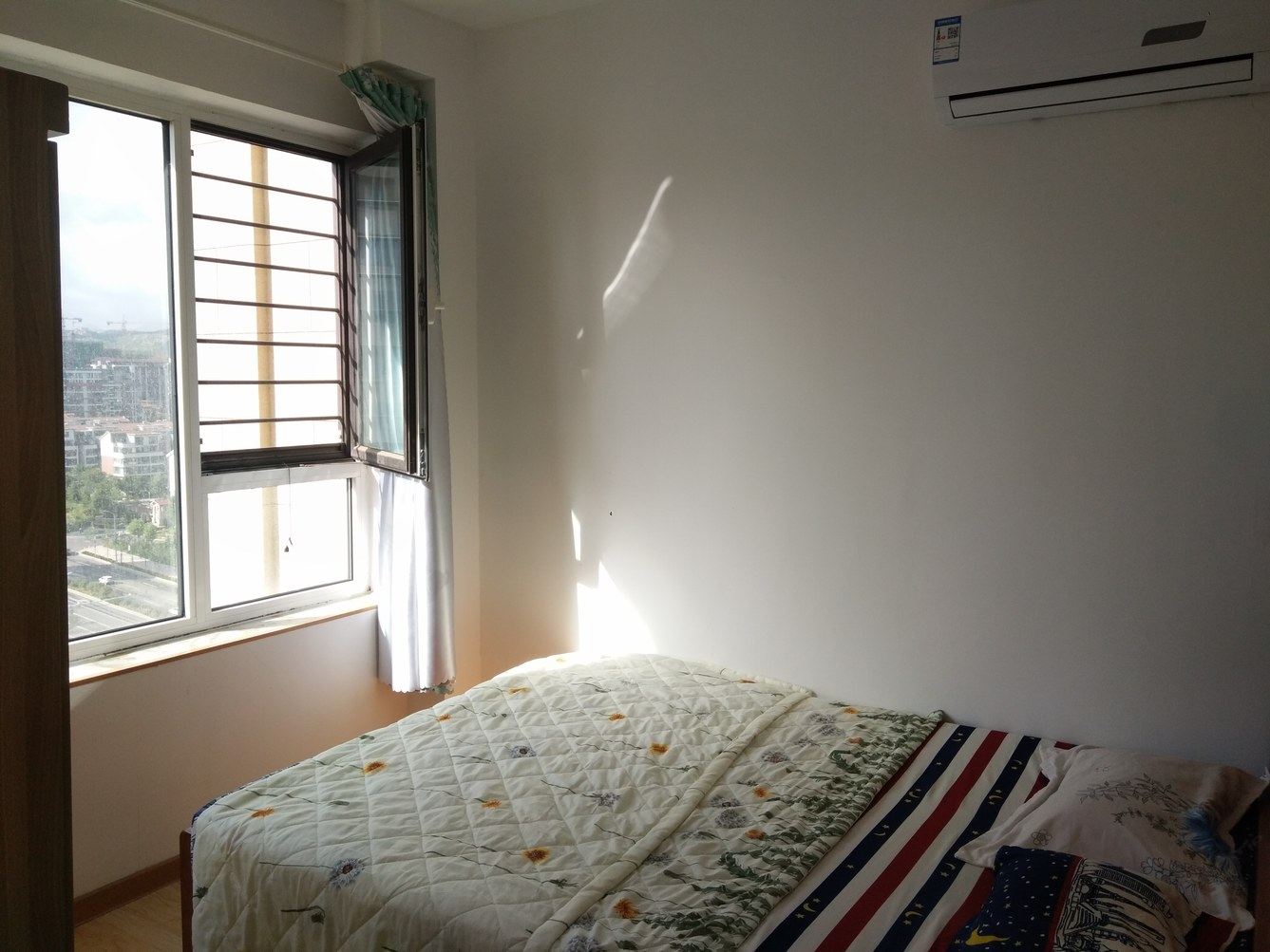 青岛城市阳台景区保利海上罗兰大三居公寓(7号店)