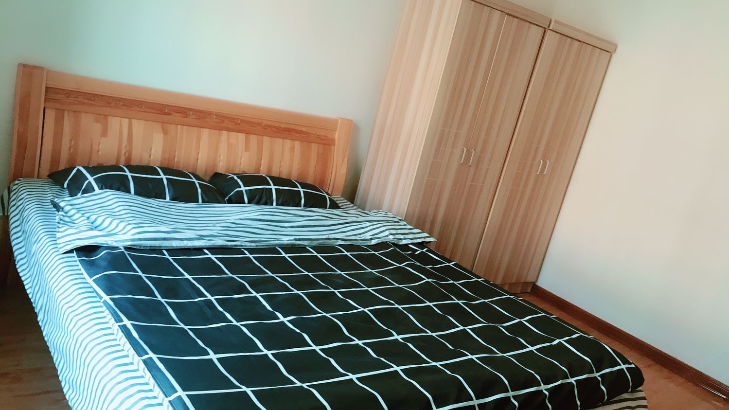 青岛桃子的小屋