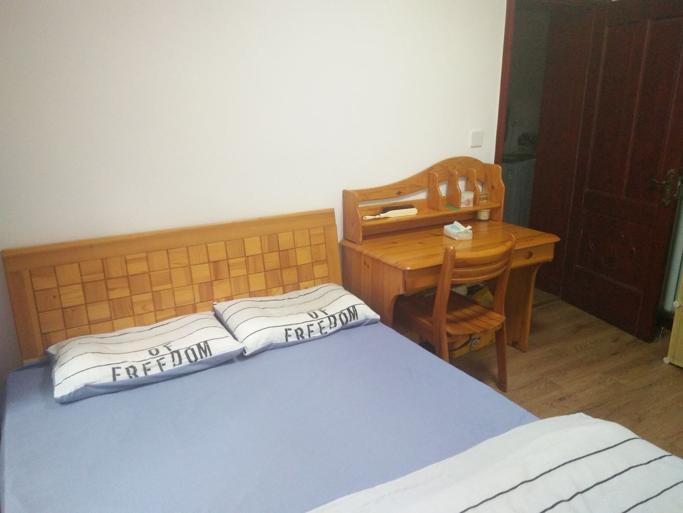 青岛恬静小屋