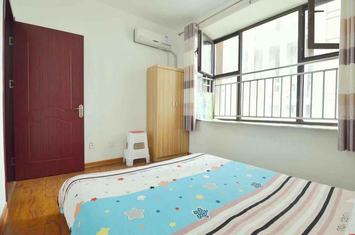 青岛小胖妞儿公寓(8号店)