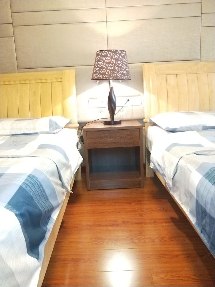 青岛倾城时光的小屋