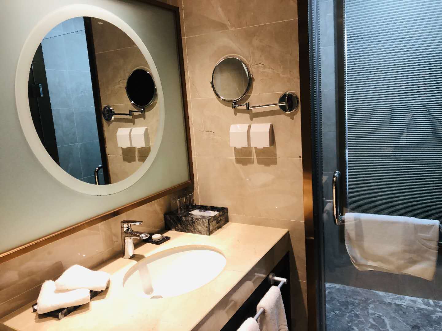 标准双人间