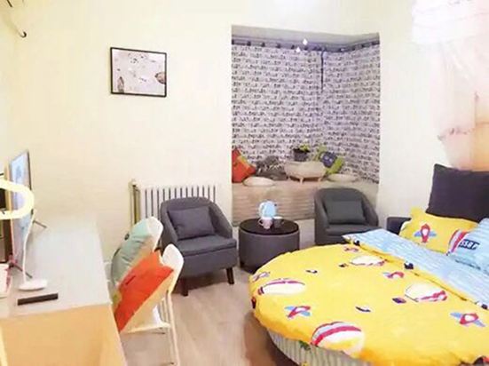 豪华圆床独卫房