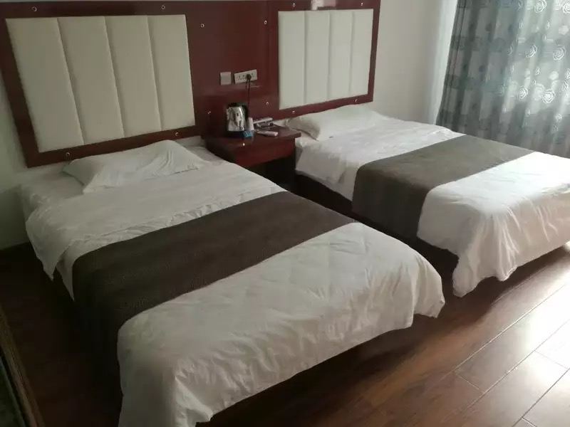 标准双人间