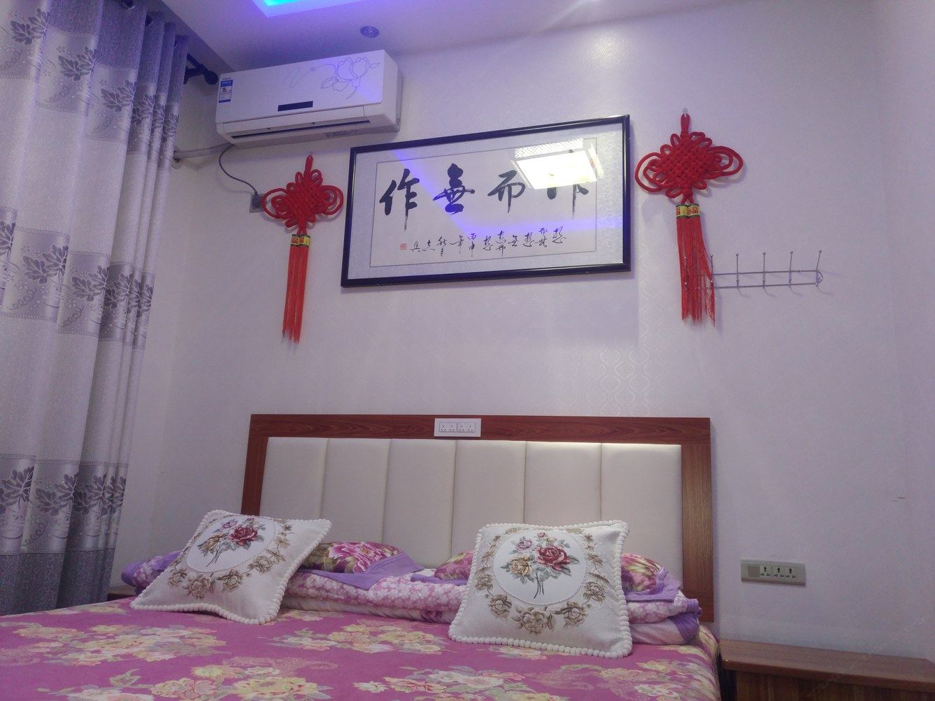 温馨大床房