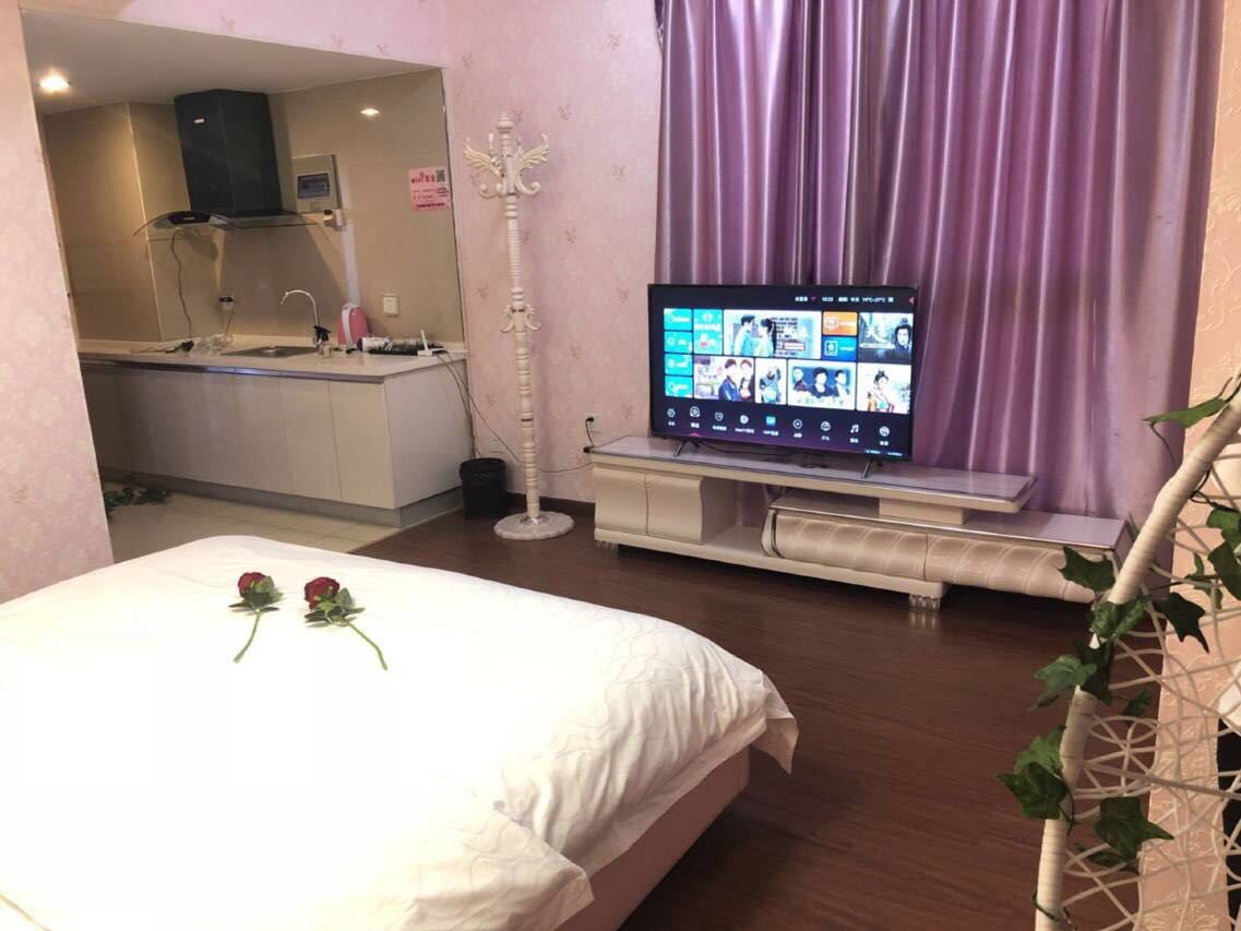 粉色佳人主题房