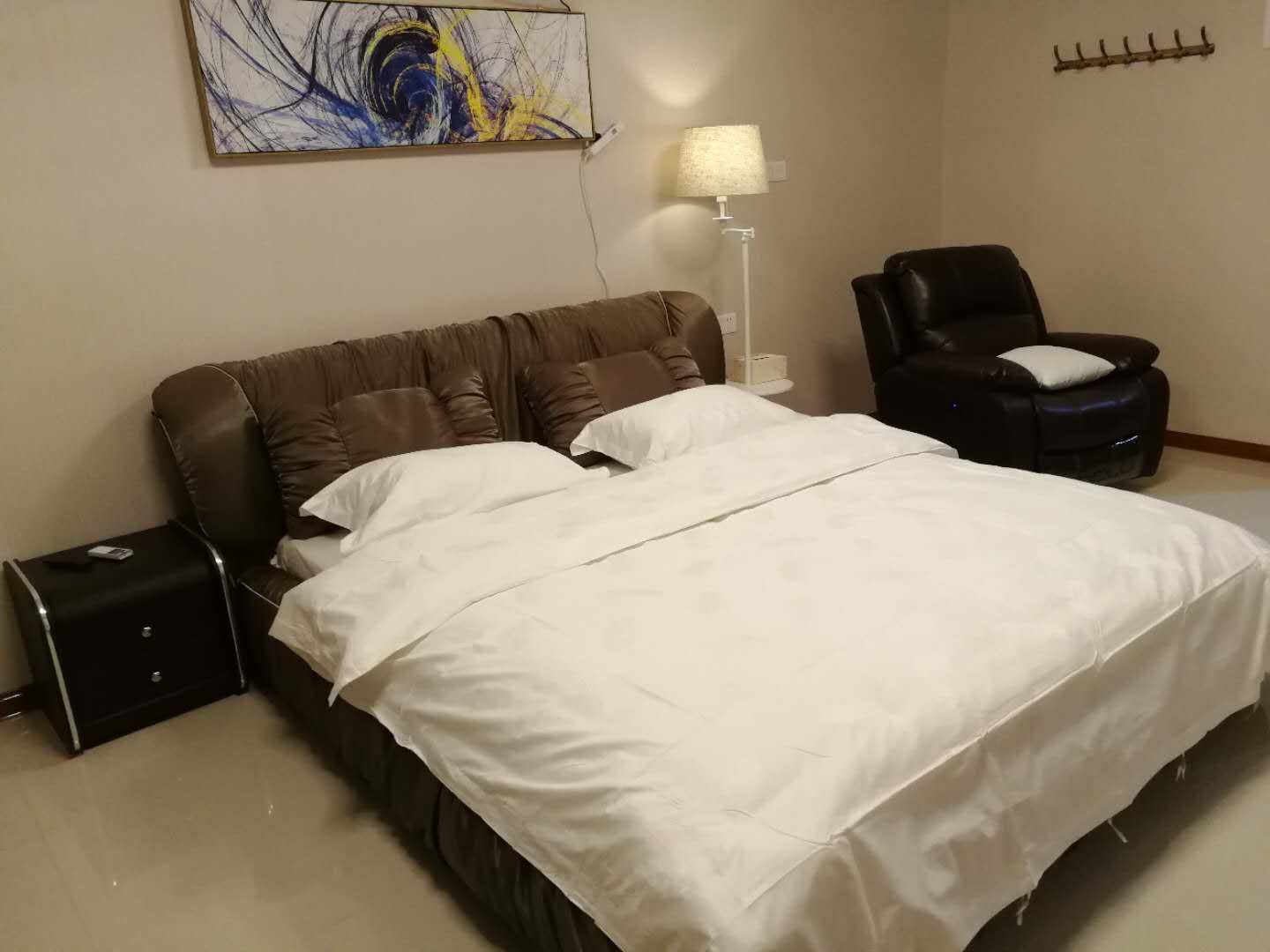 精品舒适大床房